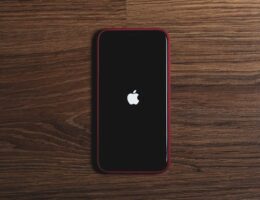 Why Is My Phone Working but the Screen Is Black